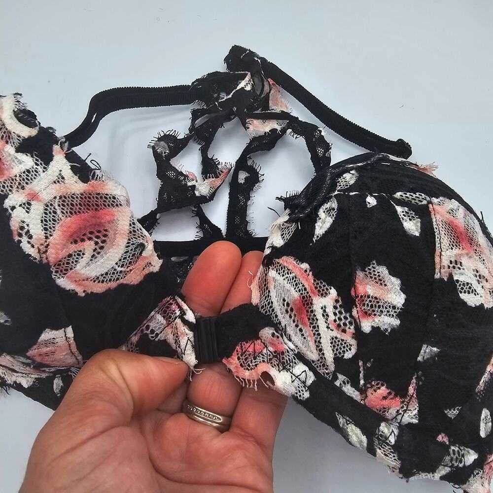 Pink Victoria Secret Floral Racerback Bra size 34B - Picture 3 of 9